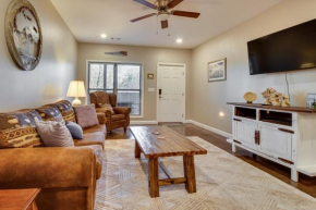 Cozy Bull Shoals Condo Getaway about 1 Mi to Lake!